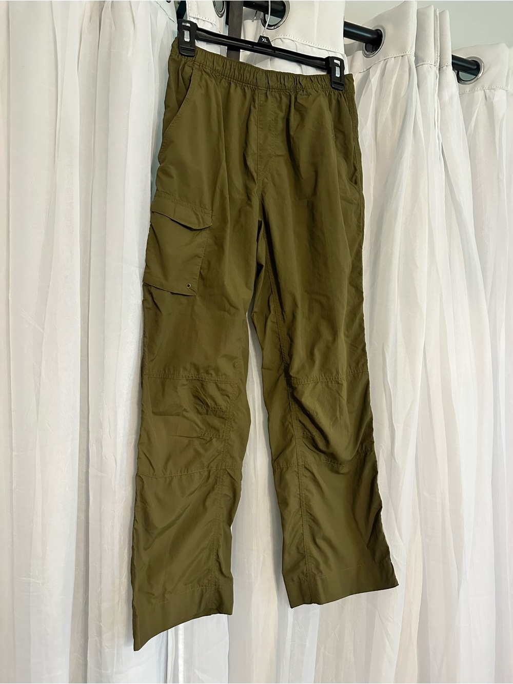 Columbia Youth xl light weight olive green Cargo/utility pants